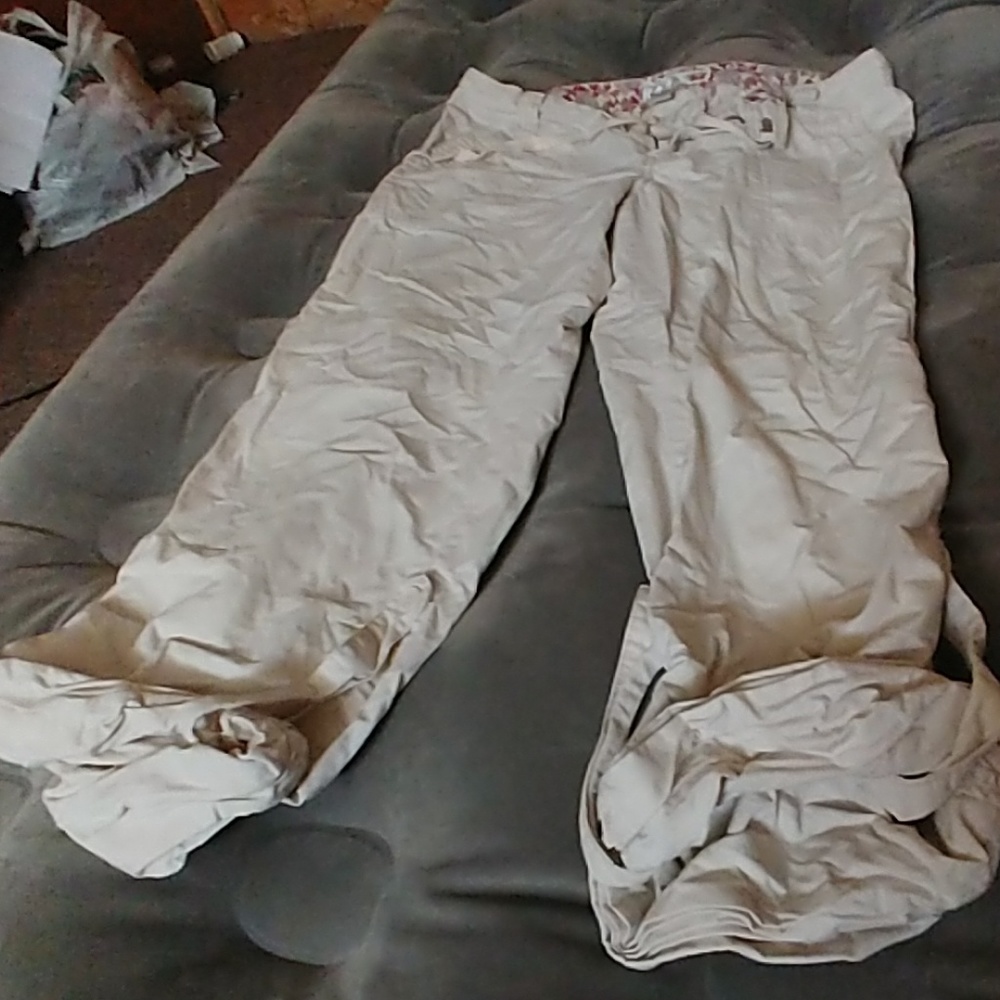 Capri pants